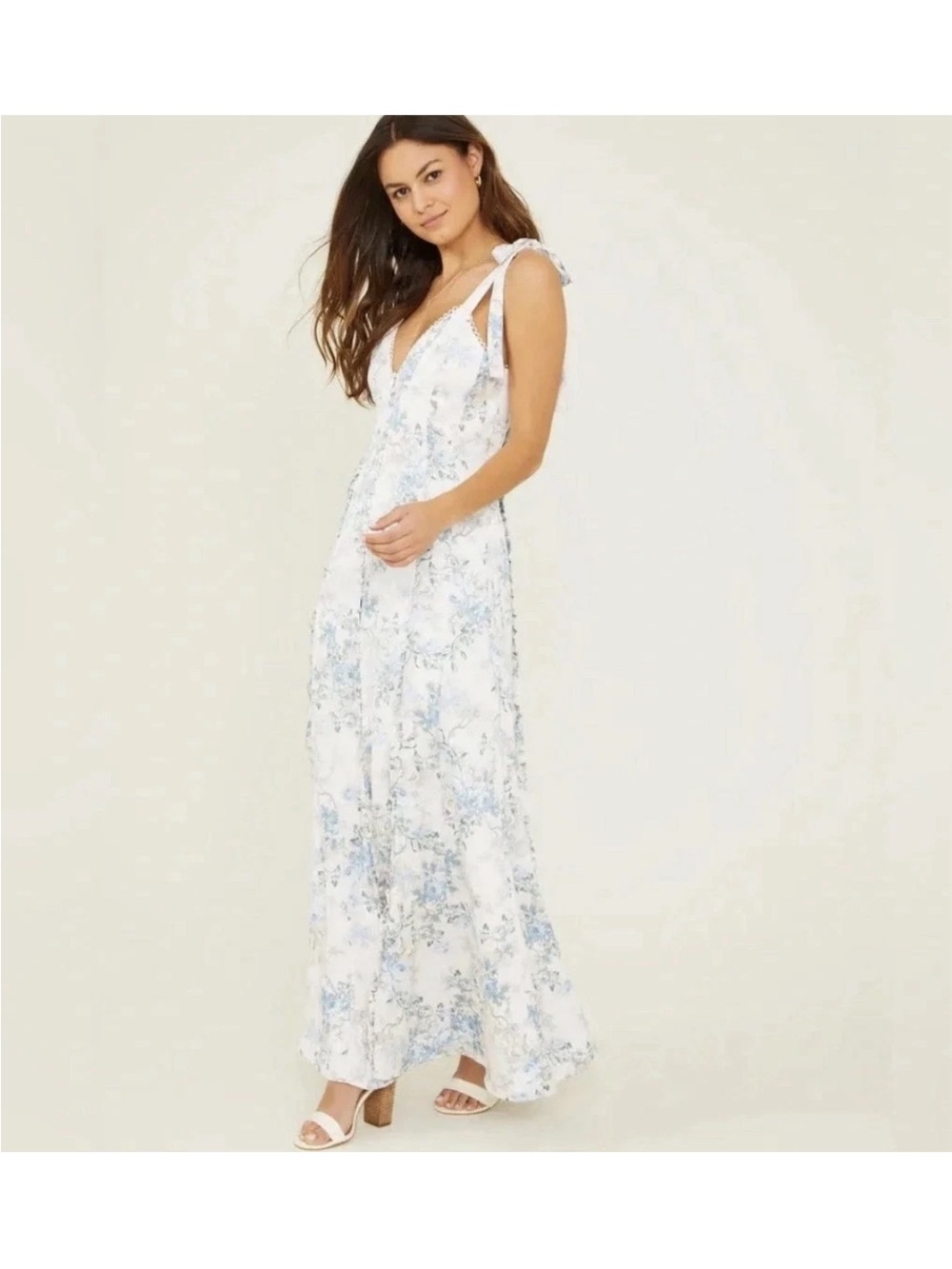 NWT Altar'd State Jacindy Maxi Dress Blue Floral Print and Tie Straps Woman’s L